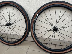 27,5" (650B) DT Swiss G1800 Spline gravel kolesá