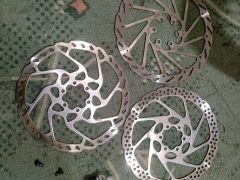 180mm kotúče Shimano/Avid