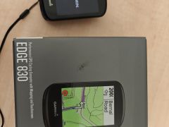 Garmin Edge 830 + Ravemen Fr160