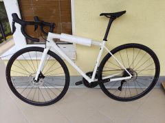 2025 Specialized Aethos comp - Shimano 105 Di2, 54cm