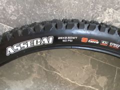 Predám 2ks plášte Maxxis Assegai 29x2,50 WT