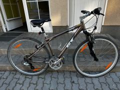 GT Nomad pohodlné trekové kolo