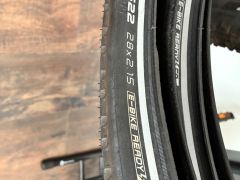 Schwalbe Marathon Plus 28/29x2,15, sada.