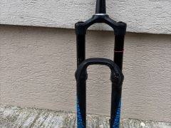 Rock shox yari