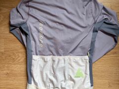 Predám dres Isadore