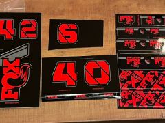 FOX 32/34/40 sada nálepiek pre vidlicu a tlmič Dps, Float X, Float X2, Dhx, Dhx2, červená