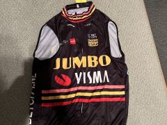 Predám úplne novú cyklistickú vestu týmu Jumbo Visma