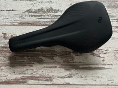 Predám sedlo Syncros Tofino