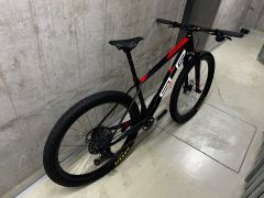 Superior Race Team Issue 29