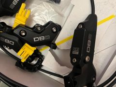 Sram DB8 + Maxima olej + 2x adapter pre shimano