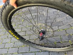 Dt swiss koleso 20x110 fr 560