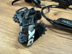 Sram x0 a Sram Level TL