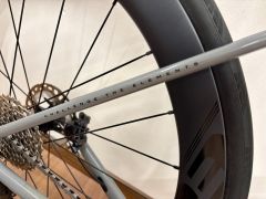 Isaac Element Granite Grey - Shimano Ultegra Di2 - v záruke