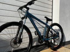 Predam bicykel Genesis solution 2.0