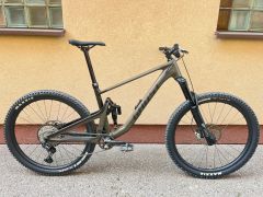 Ghost Riot AM CF - L