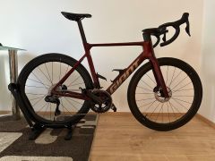 Giant Propel Advanced Pro 0 bicykel, sangria M