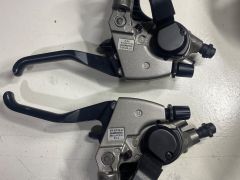 Dual Shimano 8 speed V brake