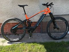 Mondraker horský bicykel Crafty R + 27,5 Kiox, black phantom, 2019
