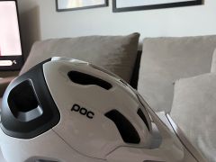 Prilba POC Axion