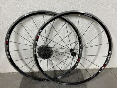 Set kolies Shimano Wh-Rs10