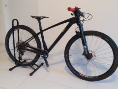 Predám karbonový MTB XC bicykel 27.5
