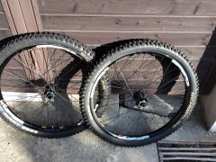 DH kolesá Funn / Sun Ringlé /Schwalbe Magic Mary