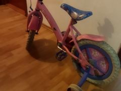 Detský Barbie bicykel s pomocnými kolečkami