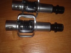 Crankbrothers egg beater 1