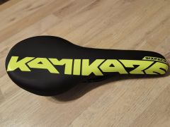 Nové Sixpack Kamikaze MTB sedlo