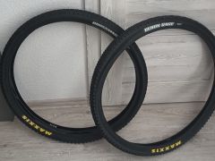 Predám najazdené plášte Maxxis Rekon race, a Crossmark 29x 2.25