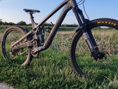 Trek Slash 8 Gen 6 2024, XL