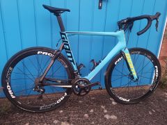 Giant propel advanced karbón(ako specialized,canyon, trek)