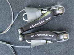 Páky a brzdy Shimano Ultegra 8000 2x11