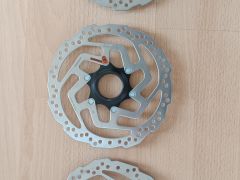 Nové Shimano kotúče: 2 x 160, 1 x 180, doprava zdarma