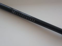 Sting St-305 sedlovka 27,2x400 mm čierna