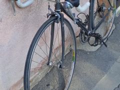 Cestný bicykel