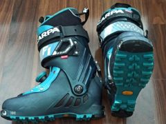 Scarpa F1