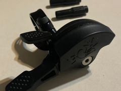 FOX Dual Pull páčka diaľkového uzamykania pruženia, 3 polohy 0-5mm-10mm