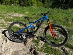 Cube stereo  150 actionteam M