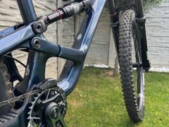 Yt Capra komplet AXS + wattmeter