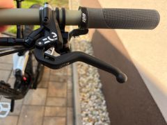 Magura 3 - prstová pačka