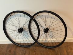 Nove karbonove enduro kolesa Novatec M30 29&quot;