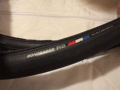 Plášte bontrager R2 700x25