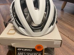 Giro aries spectral mips