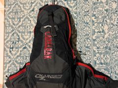 Camelbak Charge 10 LR s vodnym vakom 2L