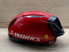 S-works evade 2 a S-works evade 3