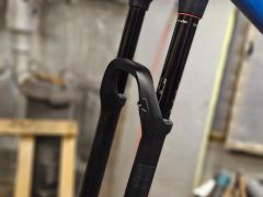 RockShox yari