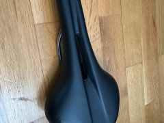 Fizik Antares R3 open