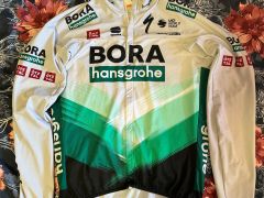 Dres Bora Hansgrohe dlhý rukáv (biely)