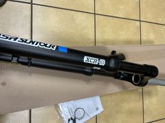 Suntour XCR 34 29 Boost Pružina